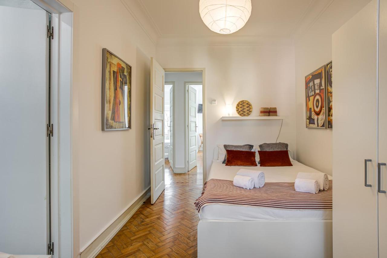 Hip And Spacious Tm Flat In Areeiro Apartamento *